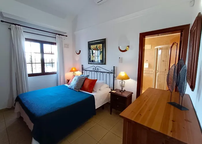 Villa Lagarto Heated Pool Aircon Central Playa Blanca
